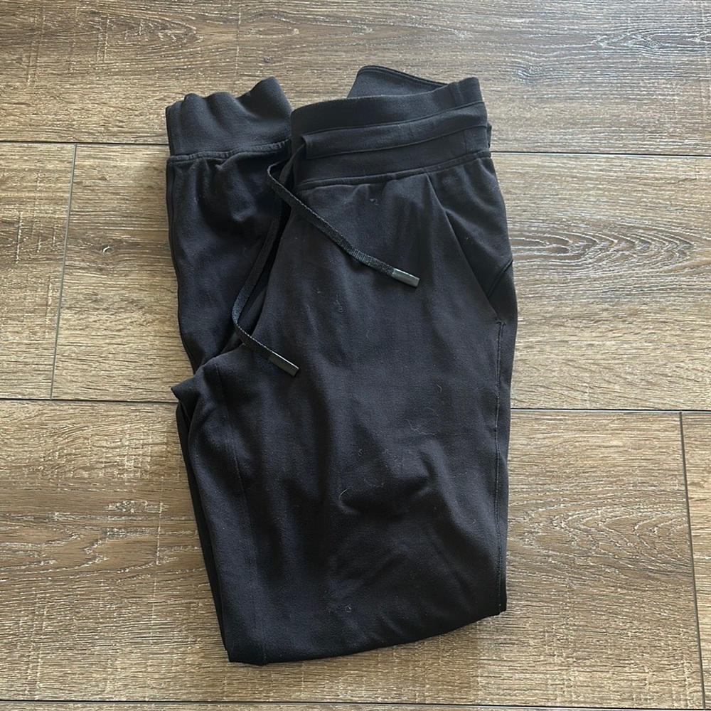 Lululemon On The Fly Women’s Joggers